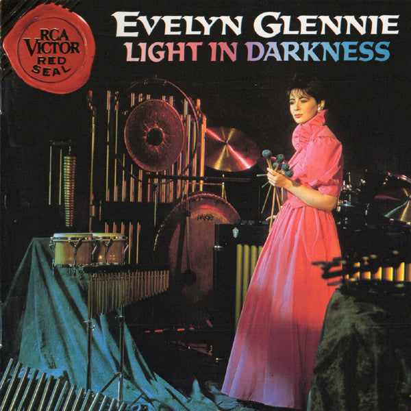 GLENNIE, EVELYN - LIGHT IN DARKNESS