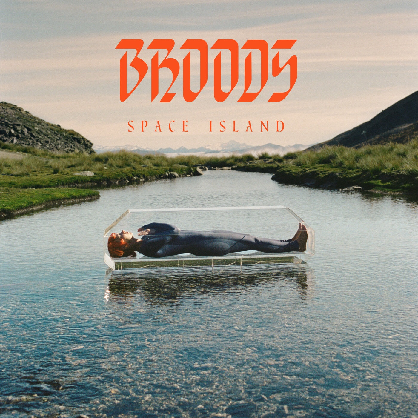 BROODS - SPACE ISLAND