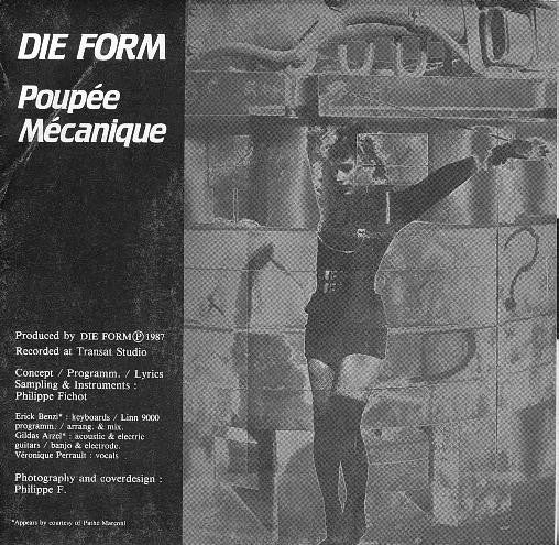 DIE FORM - POUPEE MECANIQUE