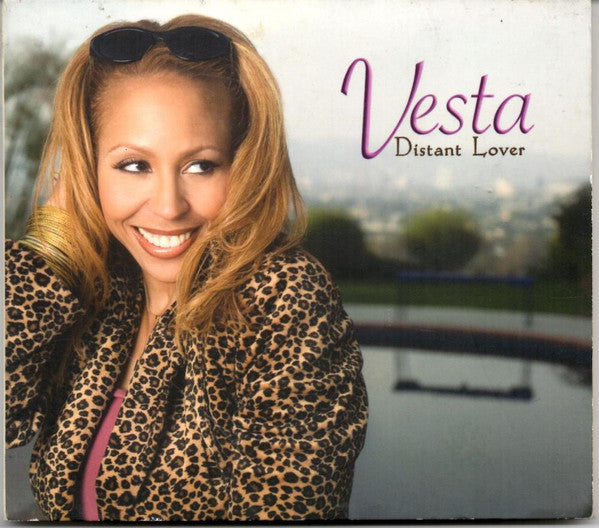 VESTA - DISTANT LOVER