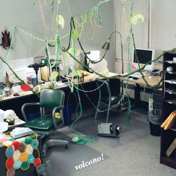 VOLCANO! - AFRICA JUST WANTS TO HAVE FUN - 7"