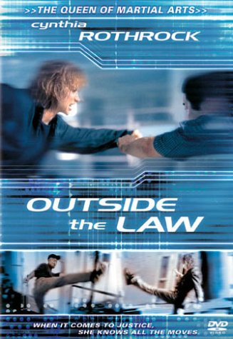 OUTSIDE THE LAW (BILINGUAL)