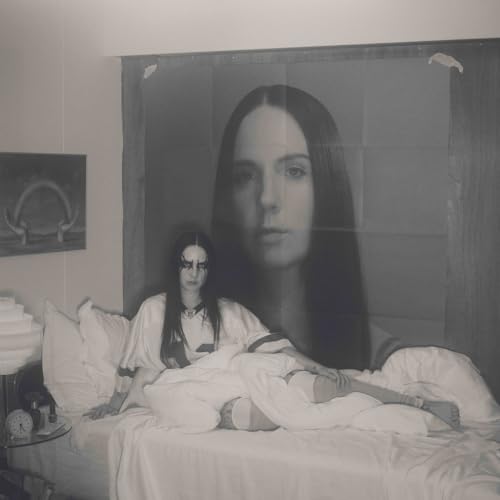 MO - PLæYGIRL (BLACK VINYL)